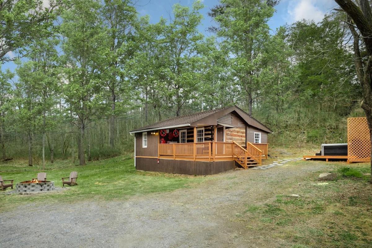 Creekside Cabin W Hot Tub, Fire Pit, Grill, Wifi! Basye Екстер'єр фото