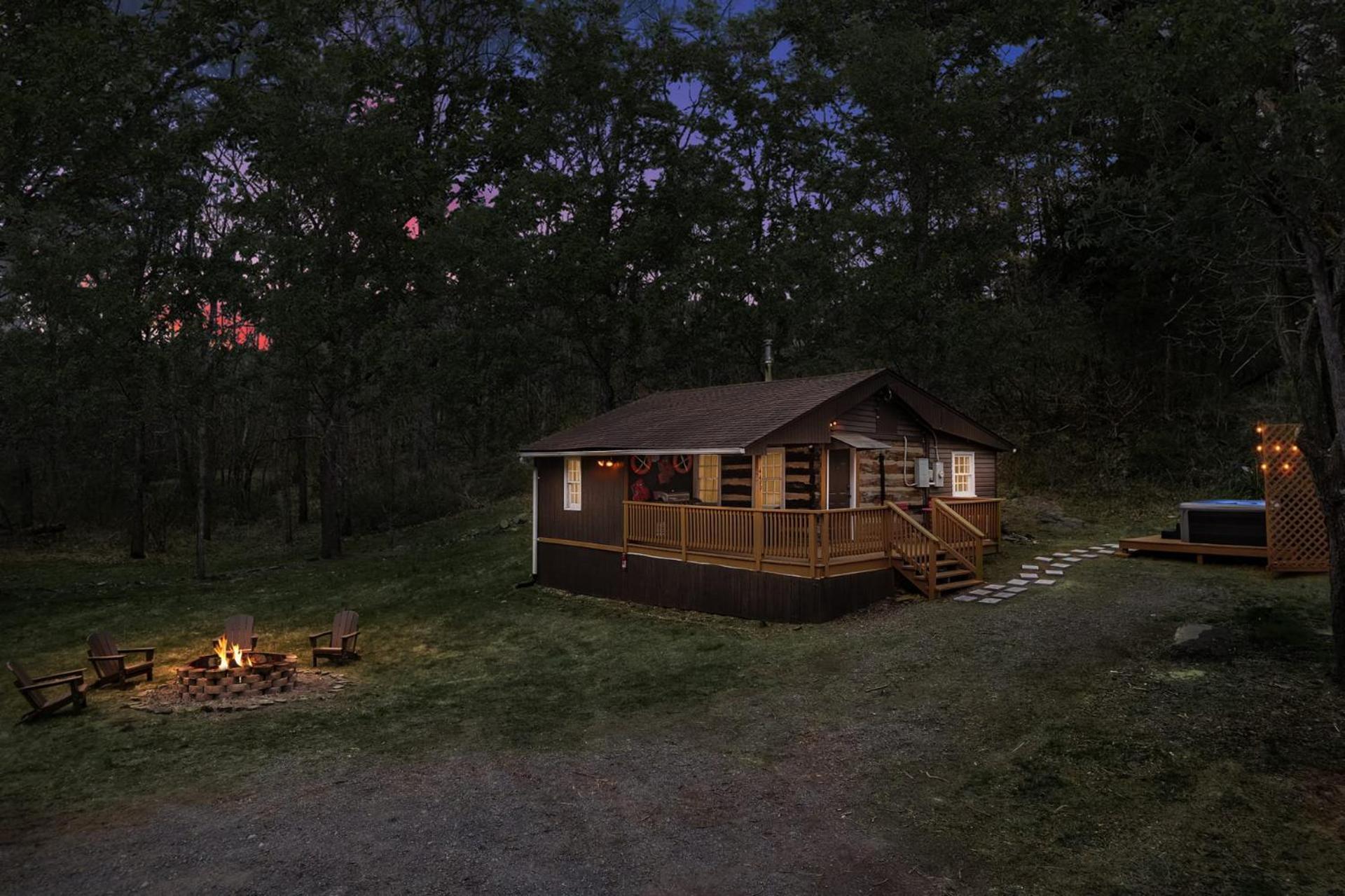 Creekside Cabin W Hot Tub, Fire Pit, Grill, Wifi! Basye Екстер'єр фото
